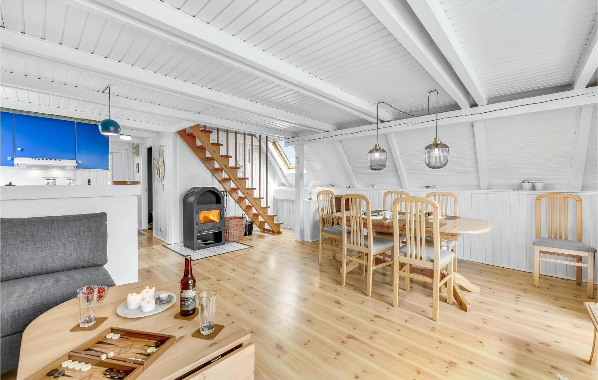 Cozy Home In Hvide Sande Bjerregård Esterno foto